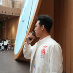 Hytera_PNC380_PoC_radios_used_by_the_China_Pavilion_team.jpg